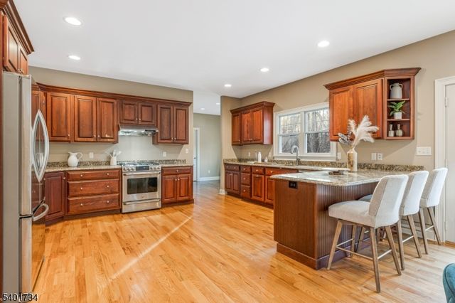 115 Western Blvd, Long Hill Twp., NJ 07933