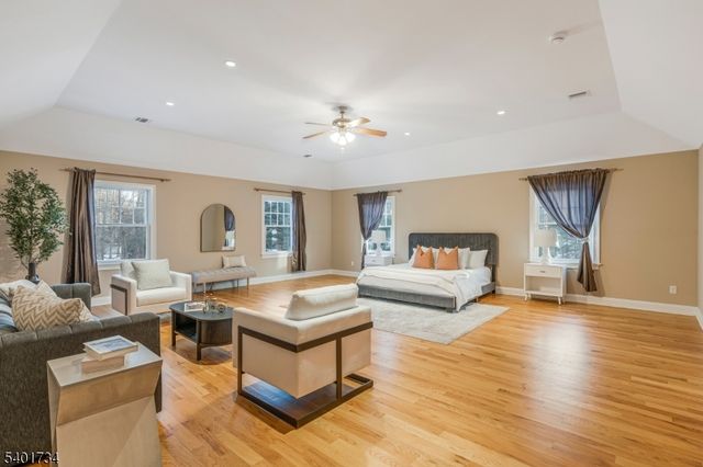 115 Western Blvd, Long Hill Twp., NJ 07933