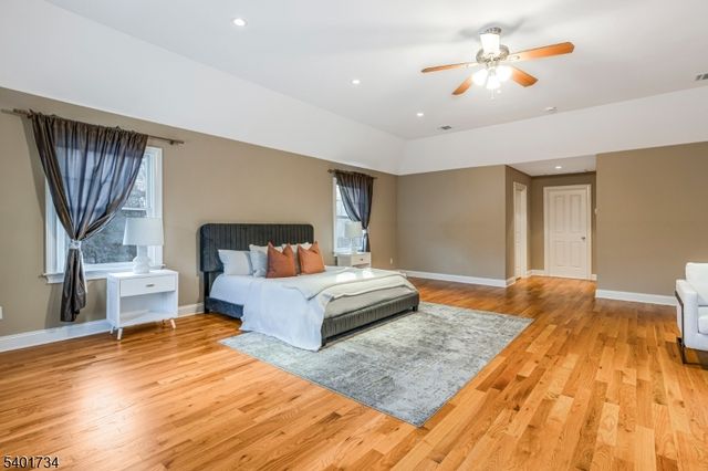 115 Western Blvd, Long Hill Twp., NJ 07933