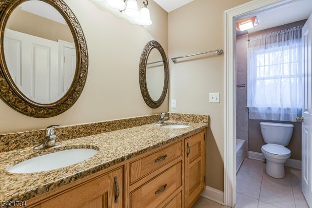 115 Western Blvd, Long Hill Twp., NJ 07933