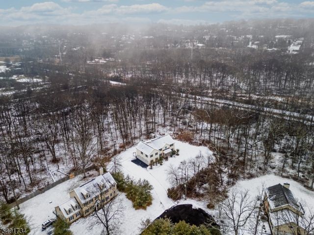 115 Western Blvd, Long Hill Twp., NJ 07933