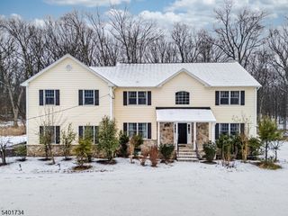 115 Western Blvd, Long Hill Twp., NJ 07933