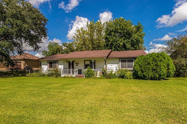 535 Pampa Street, Pasadena, TX 77504