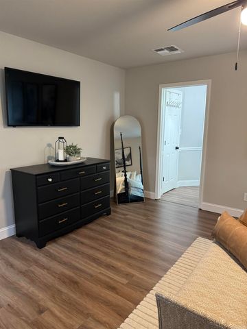 401 White Hall Road, White Hall, AR 71602