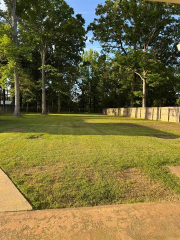 401 White Hall Road, White Hall, AR 71602