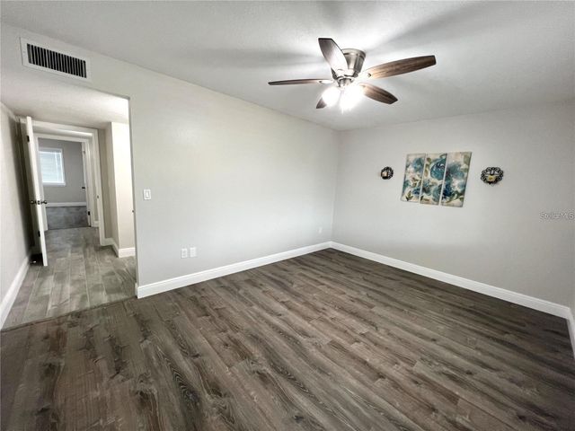 912 LA JOLLA AVENUE, Sun City Center, FL 33573