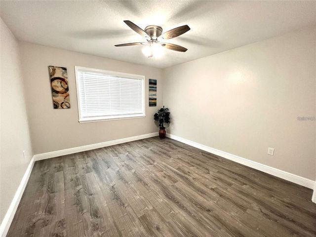 912 LA JOLLA AVENUE, Sun City Center, FL 33573