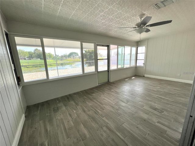 912 LA JOLLA AVENUE, Sun City Center, FL 33573