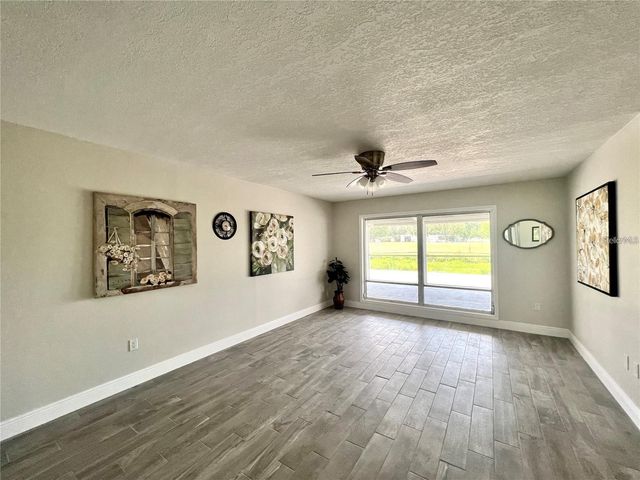 912 LA JOLLA AVENUE, Sun City Center, FL 33573
