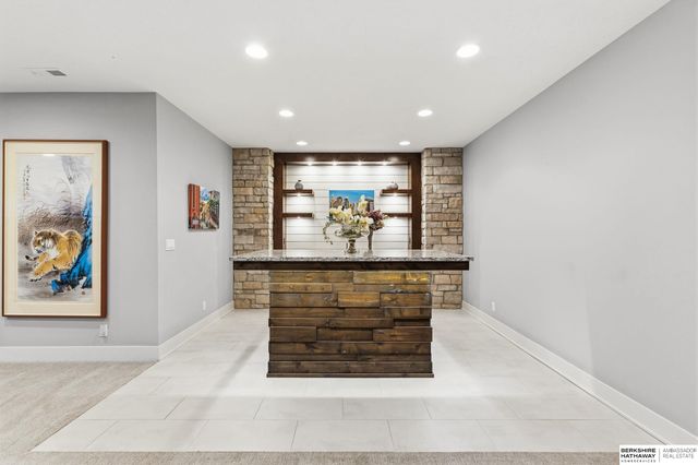 21904 Martha Street, Elkhorn, NE 68022
