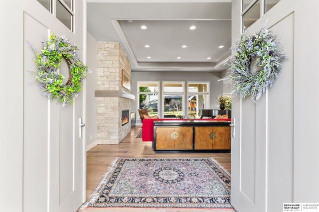 21904 Martha Street, Elkhorn, NE 68022