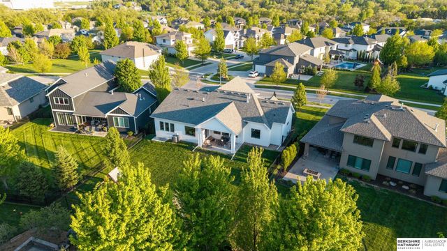 21904 Martha Street, Elkhorn, NE 68022
