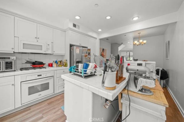 5405 W 149th Place 14, Hawthorne, CA 90250