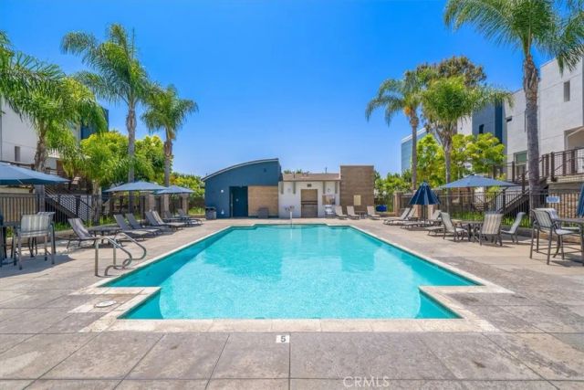 5405 W 149th Place 14, Hawthorne, CA 90250