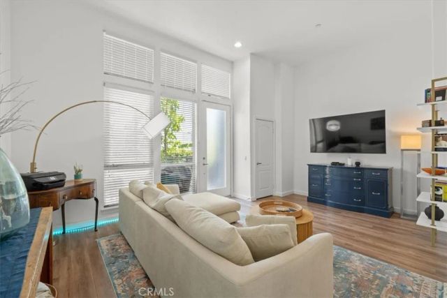 5405 W 149th Place 14, Hawthorne, CA 90250