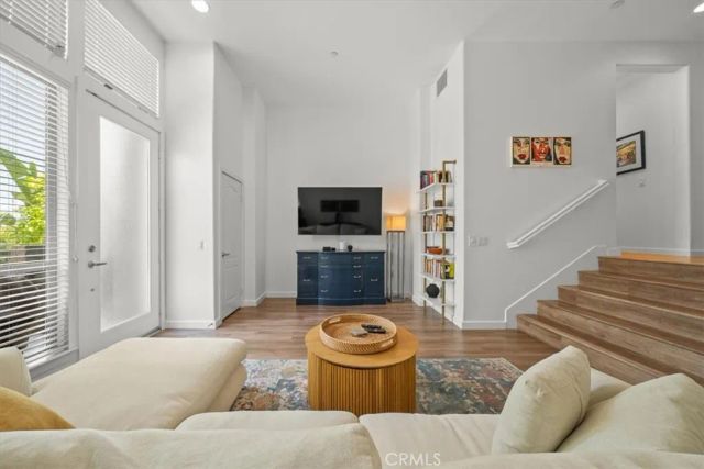 5405 W 149th Place 14, Hawthorne, CA 90250