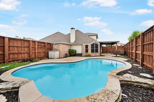 10715 Wild Oak Drive, Frisco, TX 75035