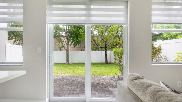 4805 NW 48th Terrace, Tamarac, FL 33319