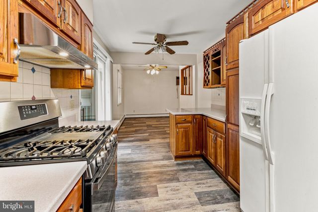 3 WINDSOR RD, Gibbsboro, NJ 08026