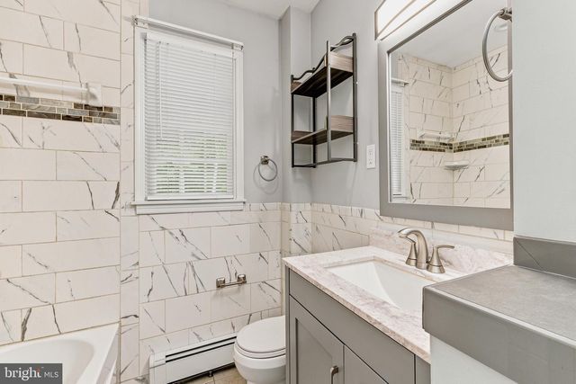 3 WINDSOR RD, Gibbsboro, NJ 08026