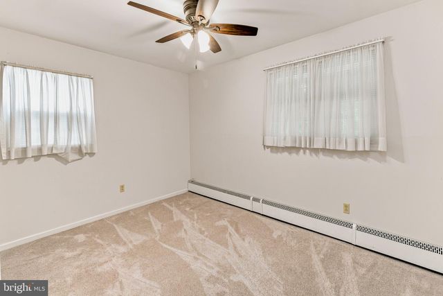 3 WINDSOR RD, Gibbsboro, NJ 08026