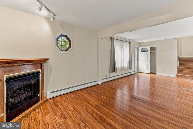 3 WINDSOR RD, Gibbsboro, NJ 08026