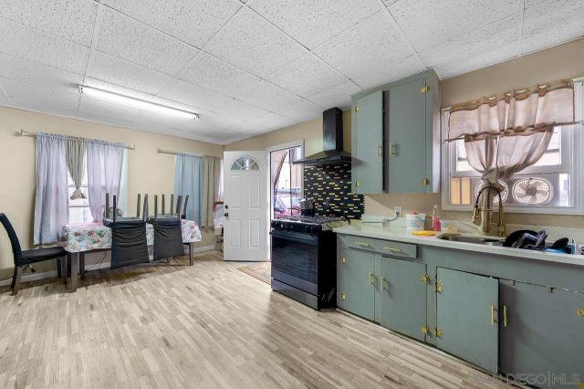 225 Landis Ave, Chula Vista, CA 91910