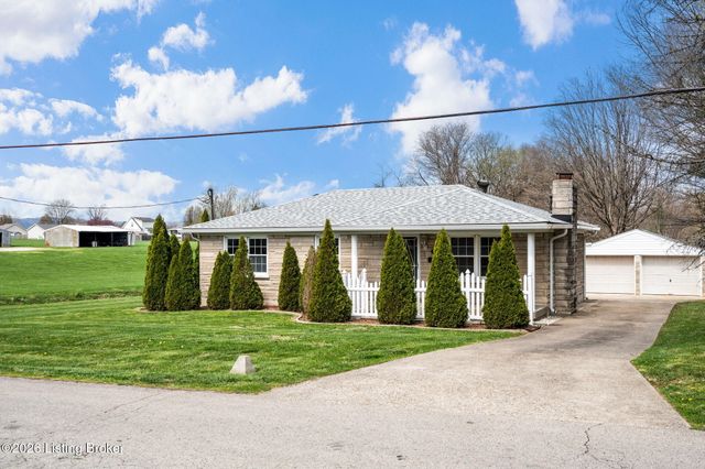 6603 Matthews Rd, Louisville, KY 40258