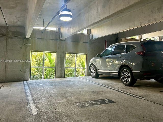 17150 N Bay Rd 2321, Sunny Isles Beach, FL 33160