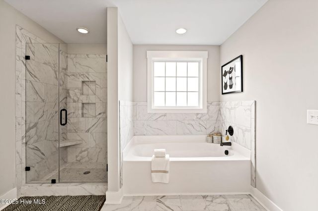 227 Hickory Lane, Hampstead, NC 28443