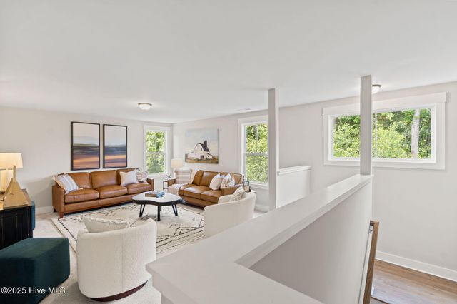 227 Hickory Lane, Hampstead, NC 28443