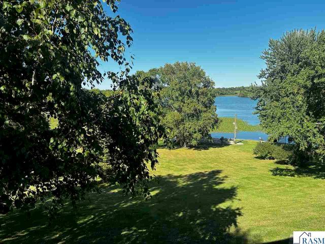 32622 Lake Emily Road, St. Peter, MN 56082