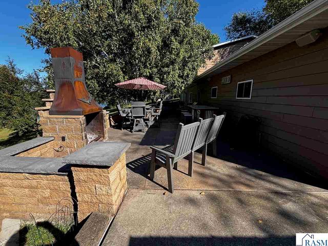 32622 Lake Emily Road, St. Peter, MN 56082