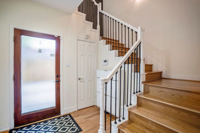 5841 Darling Street C, Houston, TX 77007