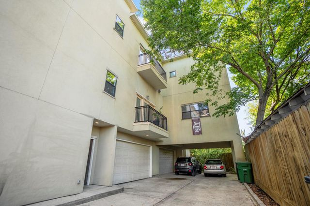 5841 Darling Street C, Houston, TX 77007