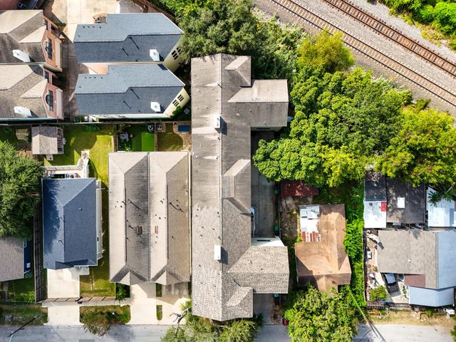 5841 Darling Street C, Houston, TX 77007