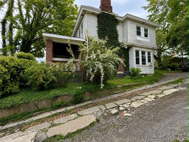 1511 Beechview Ave, Beechview, PA 15216
