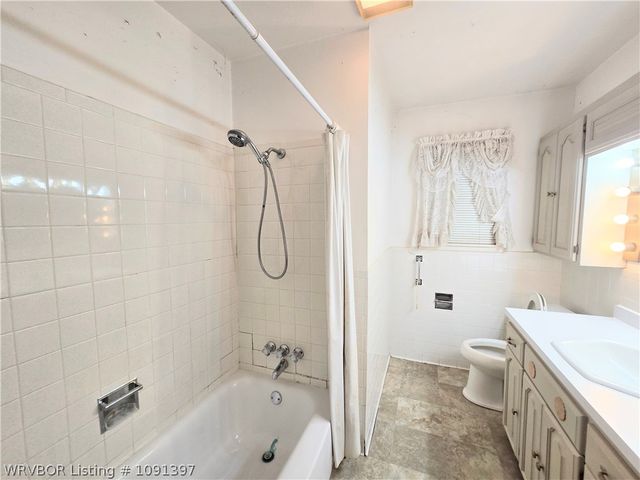 5711 Grand Avenue, Fort Smith, AR 72904