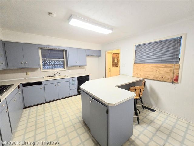 5711 Grand Avenue, Fort Smith, AR 72904