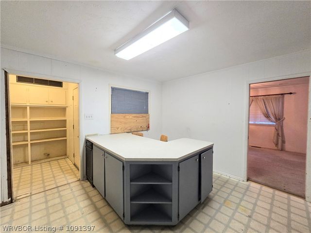 5711 Grand Avenue, Fort Smith, AR 72904