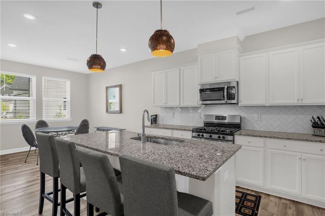810 Journey Lane, Mebane, NC 27302