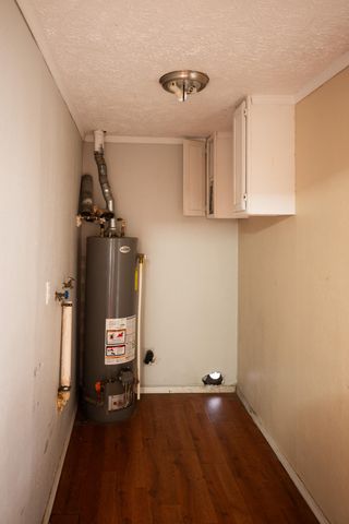 2074 N Columbia Avenue, Springfield, MO 65803