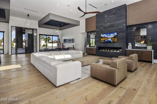 7627 E SUNNYSIDE Drive, Scottsdale, AZ 85260