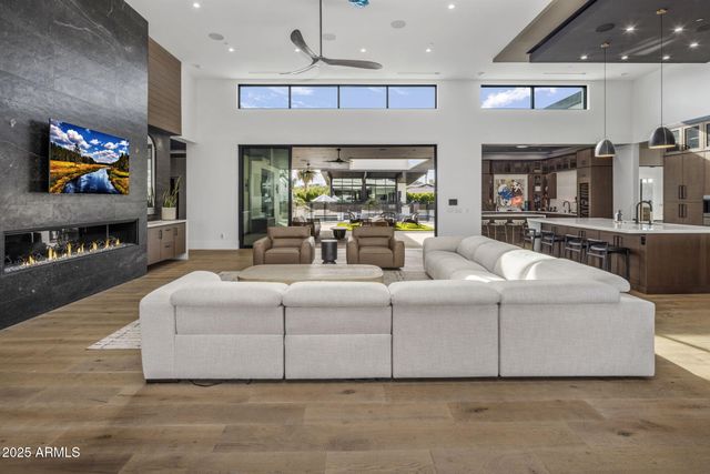 7627 E SUNNYSIDE Drive, Scottsdale, AZ 85260