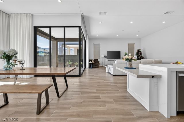 11033 Concord Valley Drive, Las Vegas, NV 89135