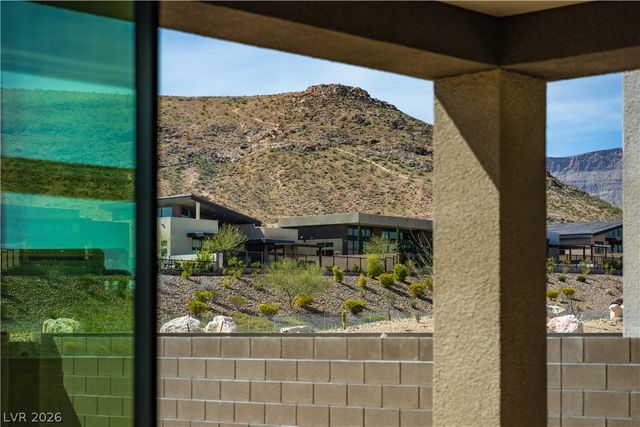 11033 Concord Valley Drive, Las Vegas, NV 89135