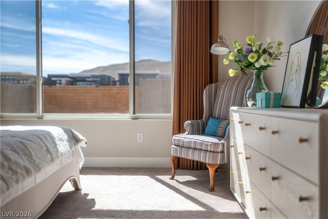 11033 Concord Valley Drive, Las Vegas, NV 89135