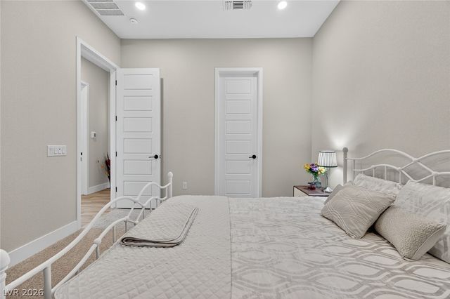 11033 Concord Valley Drive, Las Vegas, NV 89135