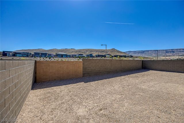 11033 Concord Valley Drive, Las Vegas, NV 89135