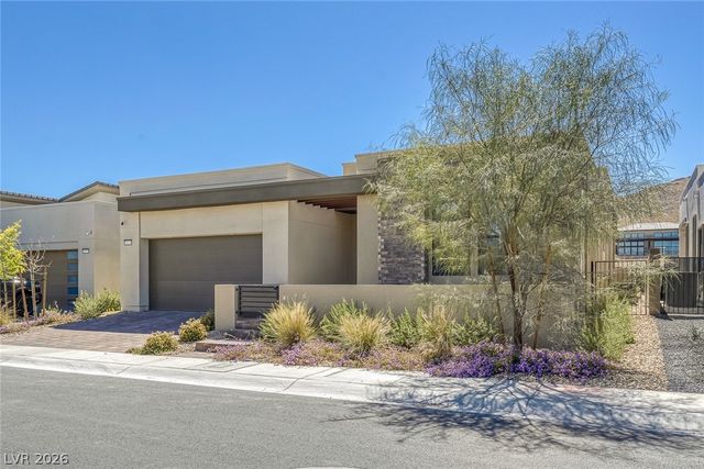 11033 Concord Valley Drive, Las Vegas, NV 89135